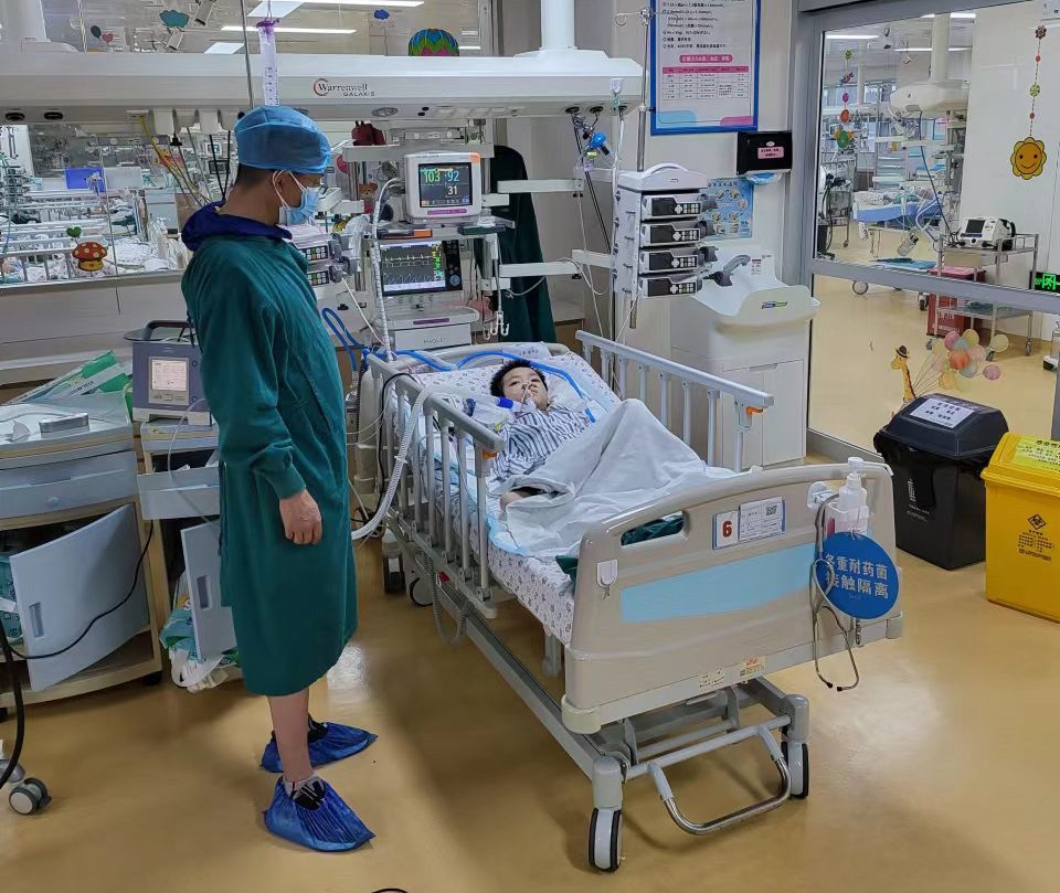 唐河县跨省救护车出租公司